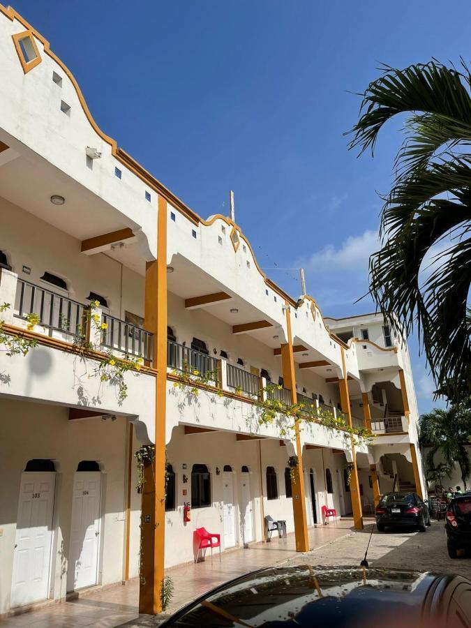 Hotel Mt 图卢姆 外观 照片